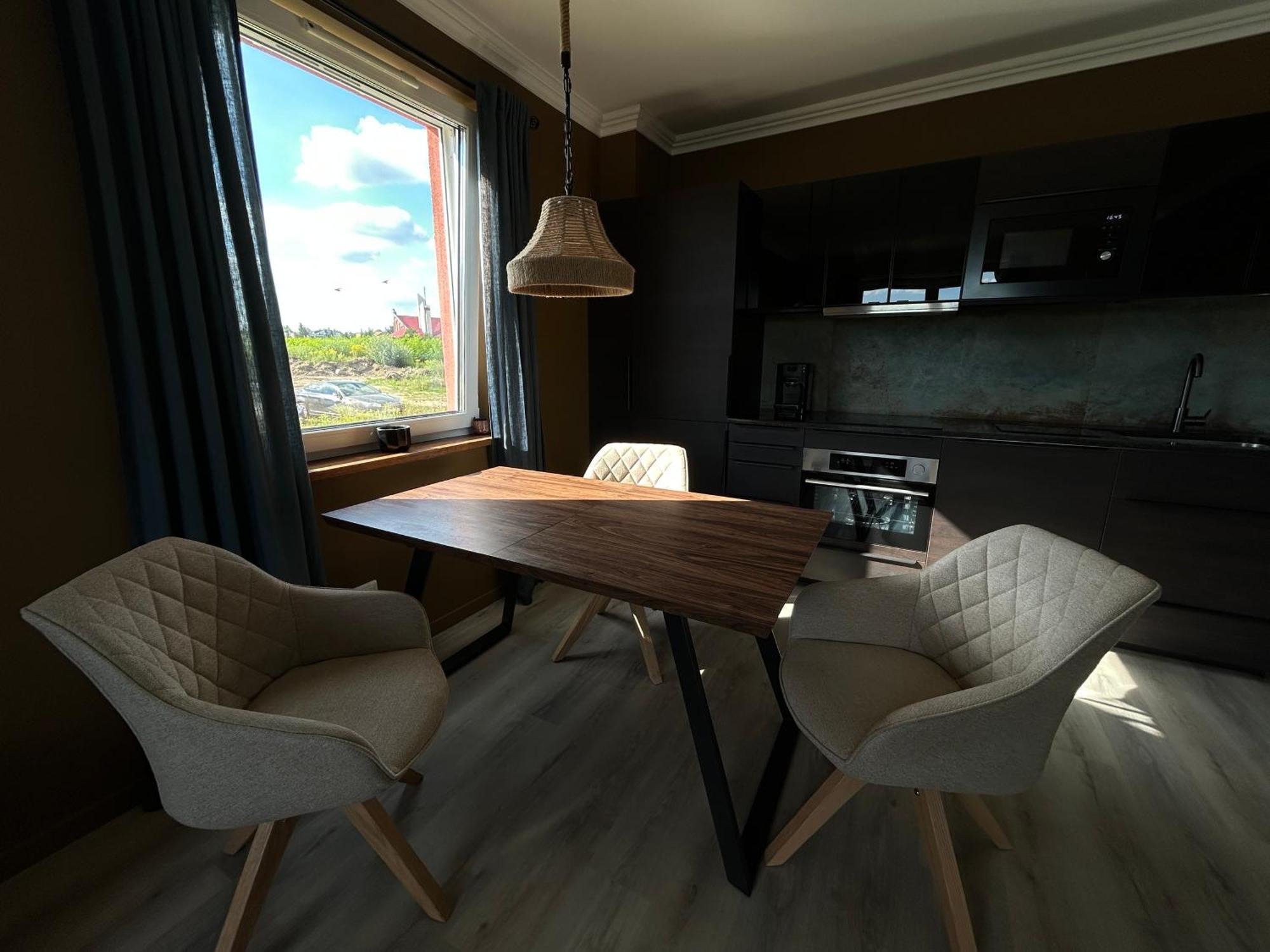 Przytulny Apartament Lubiń Esterno foto